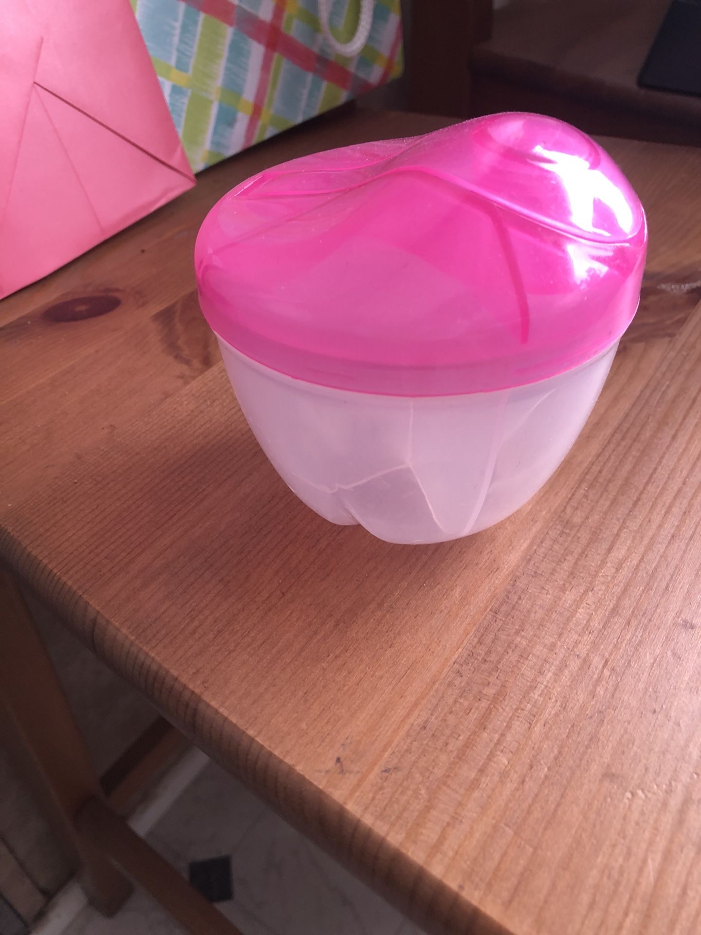 Formula dispenser