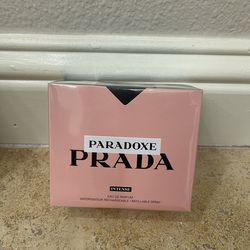 Prada perfume