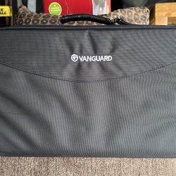 Vanguard Divider Bag 40