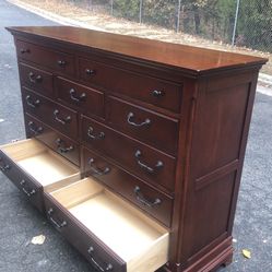 Real Wood Long Dresser With Big Drawers. Drawers Sliding Smoothly. Delivery Available 
