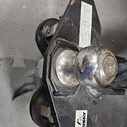 Husky Weight Distribution HIitch