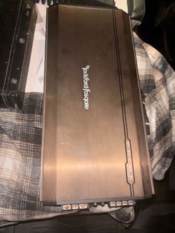 Amp Rockford fosgate