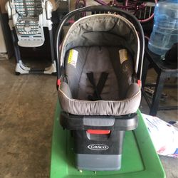 Graco Infant Car Seat