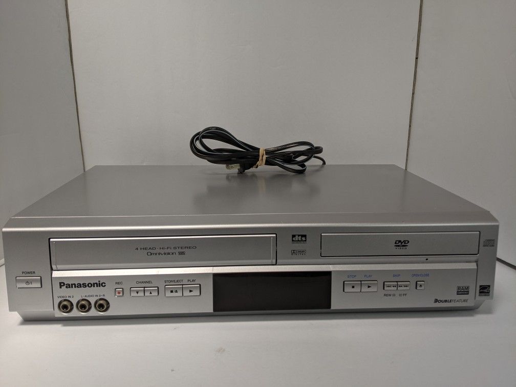 Panasonic PV-D4734S 4-Head Hi-Fi DVD VCR Recorder Player Combo Tested no Remote