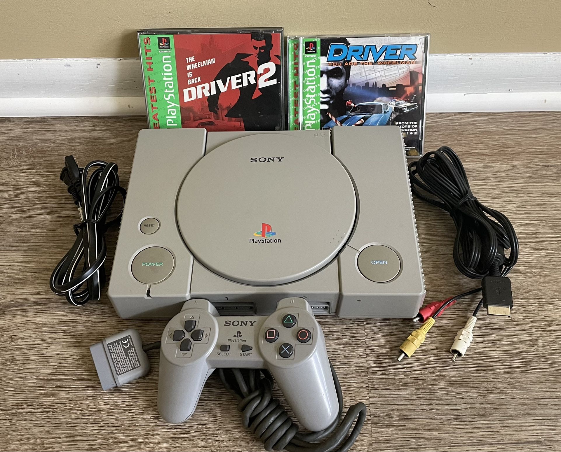 Play Station 1 SCPH-1001