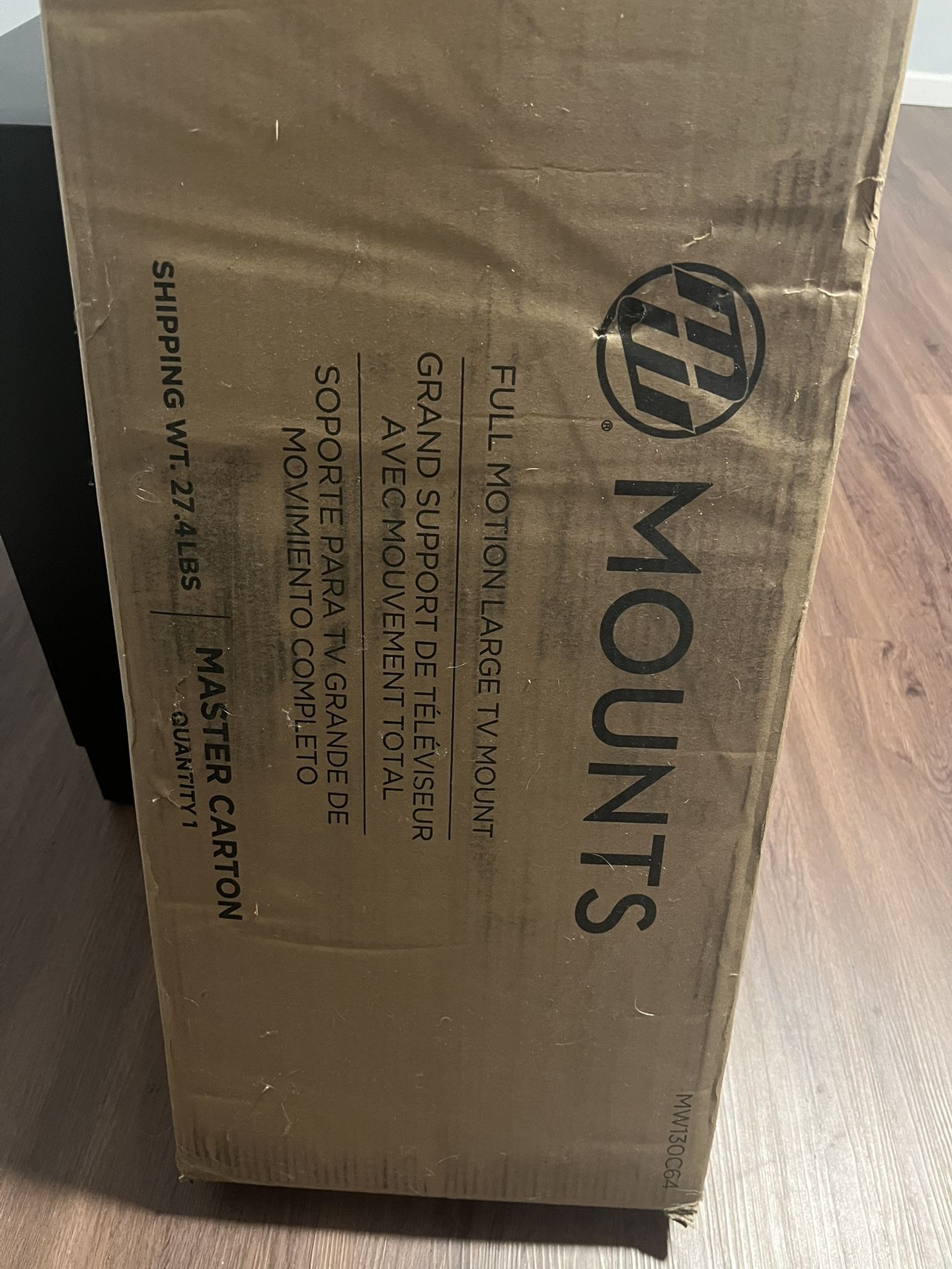 Full Motion Large TV Mount