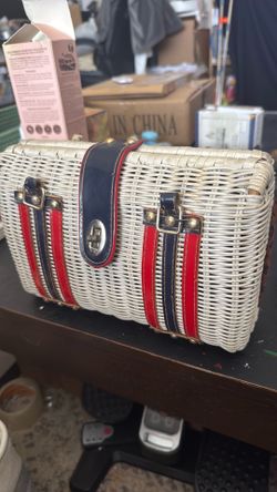 Wicker vintage purse
