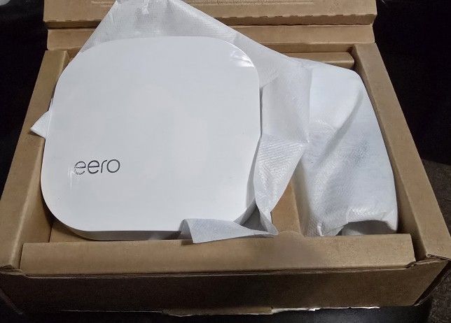 Eero Pro Mesh Router Model B010001