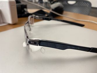 Oakleys Double Tap