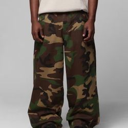 Loiter Baggy Camo jeans 