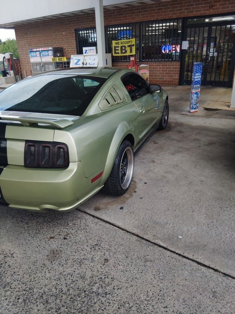 2006 Ford Mustang