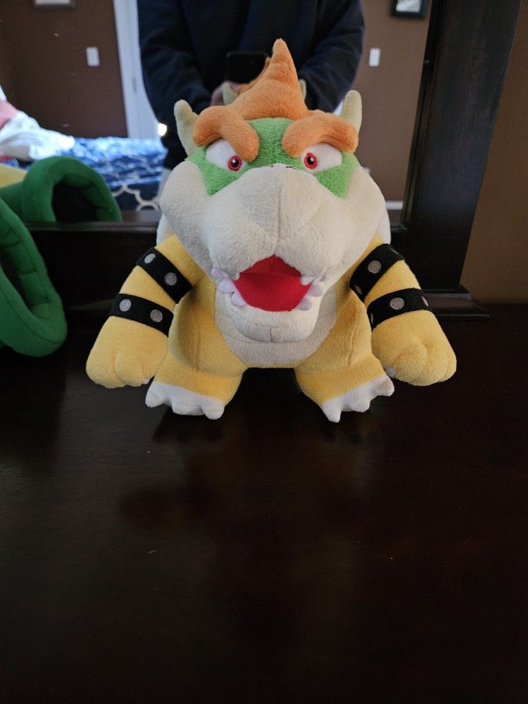 Nintendo Official Super Mario Bowser 10" Plush