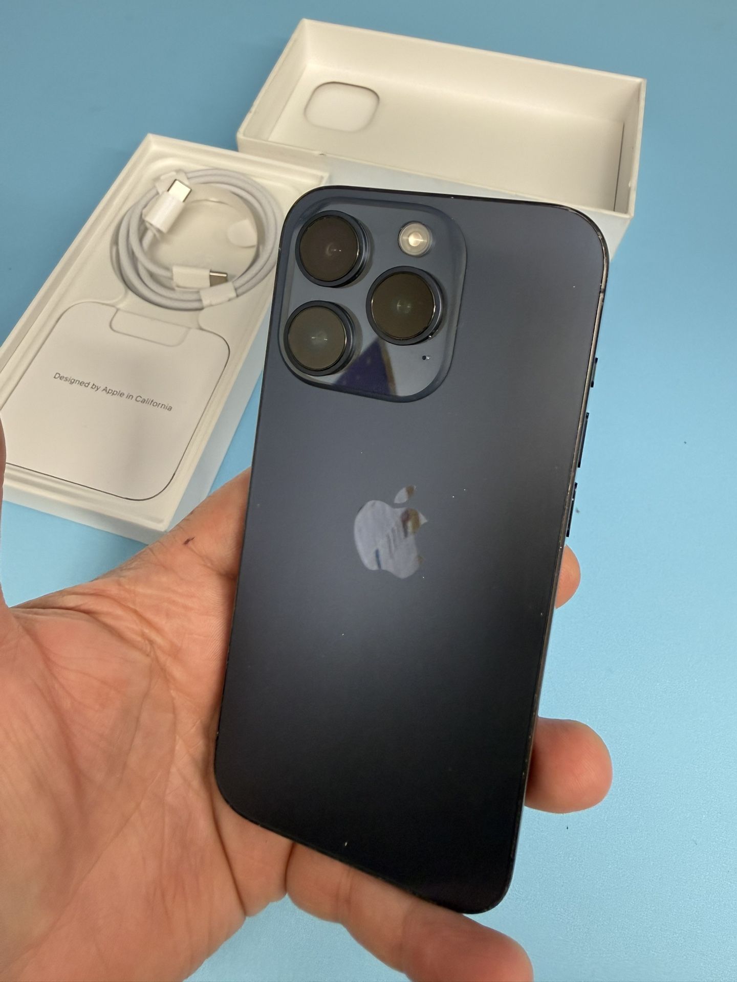 iPhone 15 Pro Factory Unlocked 128gb ( Liberado Para Cualquier Companias