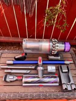 Dyson V11 Outsize Stick Vacuum