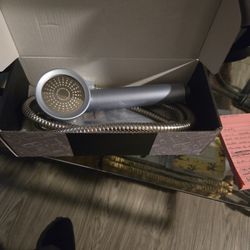 Filtered, shower head brand new in the box