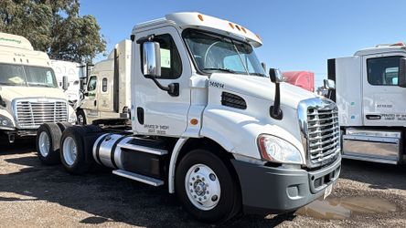 Freightliner Daycab 2014