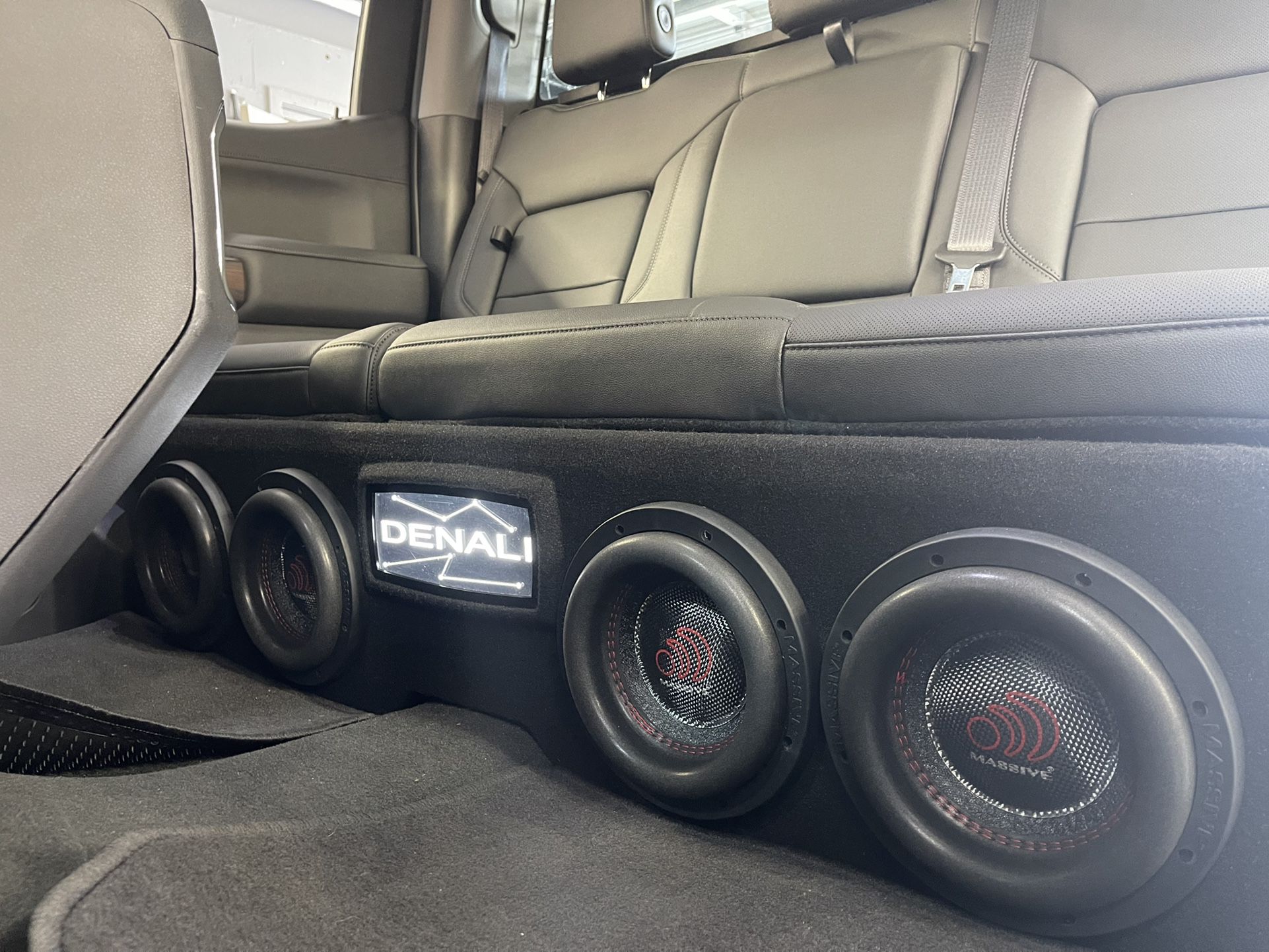 Sound system with installation “FINANCING AVAILABLE NO CREDIT CHECK” car/truck audio si Español 