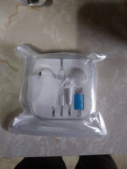 Apple IPhone Ear Pods