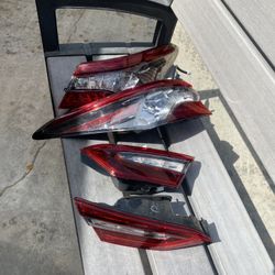Stock Camry Xse 2018-2022  LED Taillights