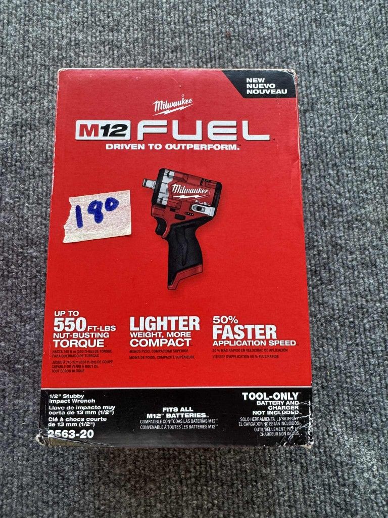 Milwaukee M12 Stubby 1/2" Impact Wrench