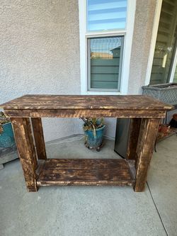 Farmhouse table