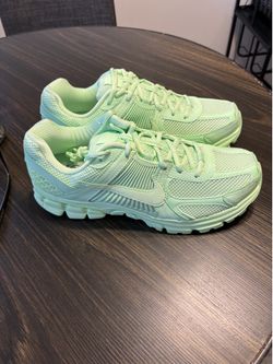 Nike Vomero 5 sneakers