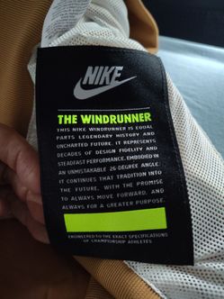 Nike WINDRUNNER Zip up Jacket
