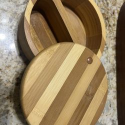 Salt And Pepper Wood container