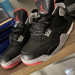 Jordan 4s