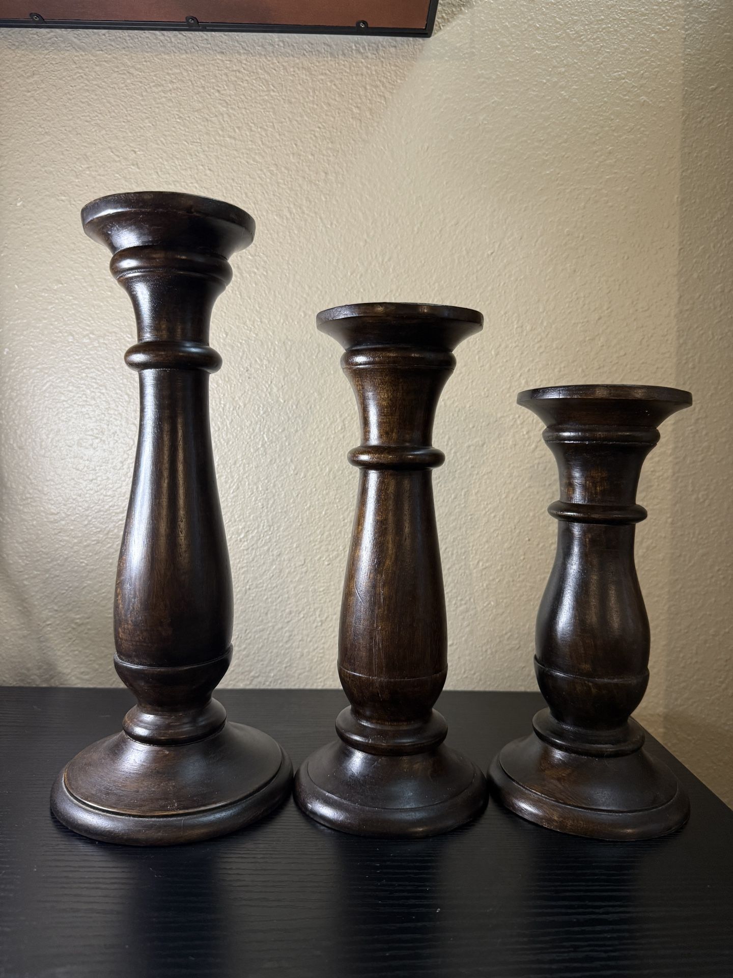 Set of 3 wooden candle holders