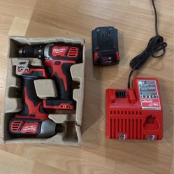 Milwaukee M18 Drill Set NEW