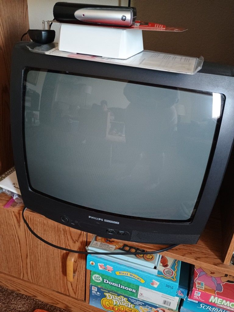 Phillips Magnavox TV