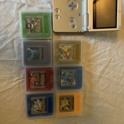 Pokemon Gameboy Advance SP w/ Games