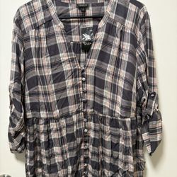 Torrid Top. 2X 18-20