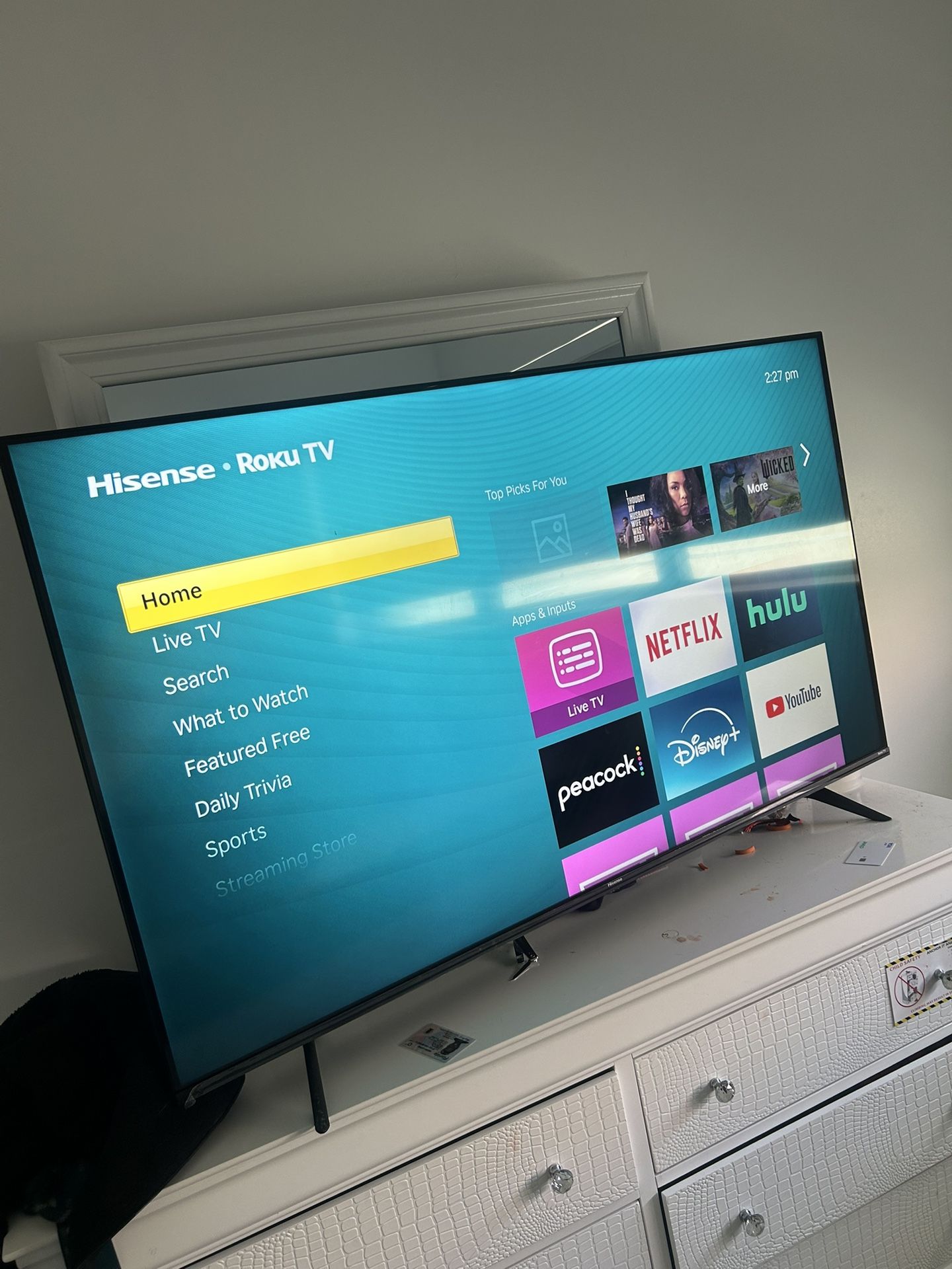 58 In Hisense Roku 80