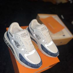 LOUIS VUITTON SNEAKER BLUE 