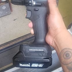 Makita 
18V LXT Sub-Compact 