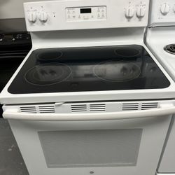 Electric Stove 30 “ Wides Glass Top 