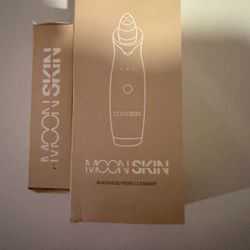 Moon Skin Blackhead Cleaner + Humidifier ✨