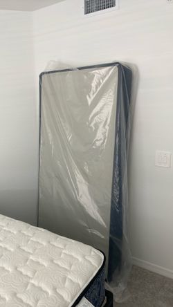 Twin XL Box Spring New