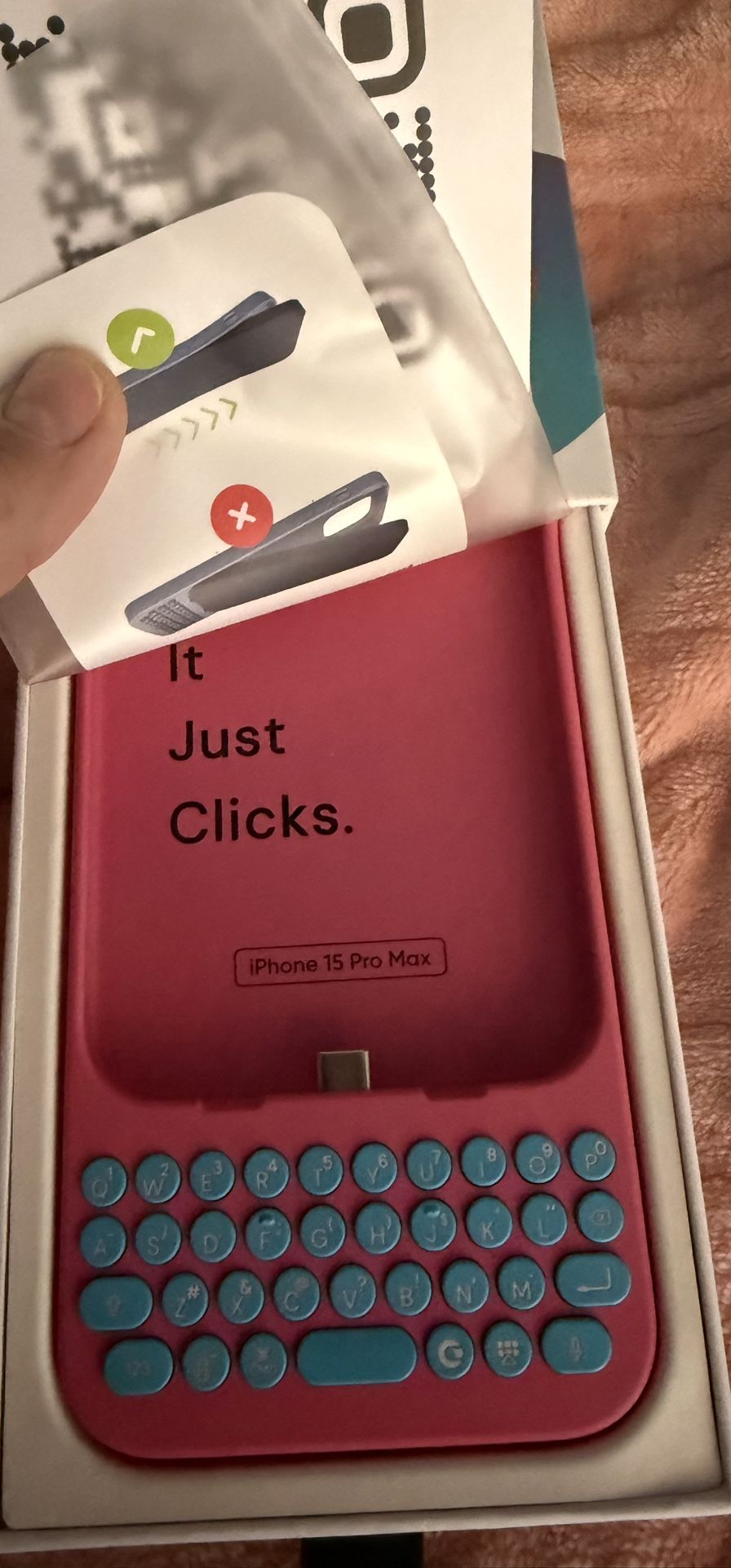 Clicks Keyboard (pink) For iPhone 15 Pro Max 95.00