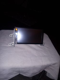 Brand New 7in Dual Touchscreen Radio
