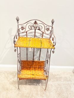 Plant stand