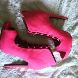 Pink heels