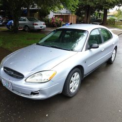 2002 Ford Taurus