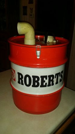Vintage 10 gallon metal shop vac