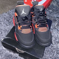 Thunder Red 