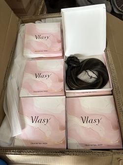 Vlasy Seamless Synthetic Heat Resistant Clip in Hair Extensions 7 Pcs 22 Inches Natural Looking Trendy