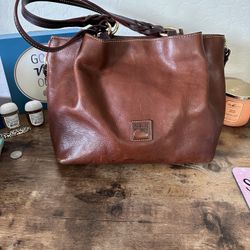 Authentic Large Dooney And Burke Florentine Barlow 