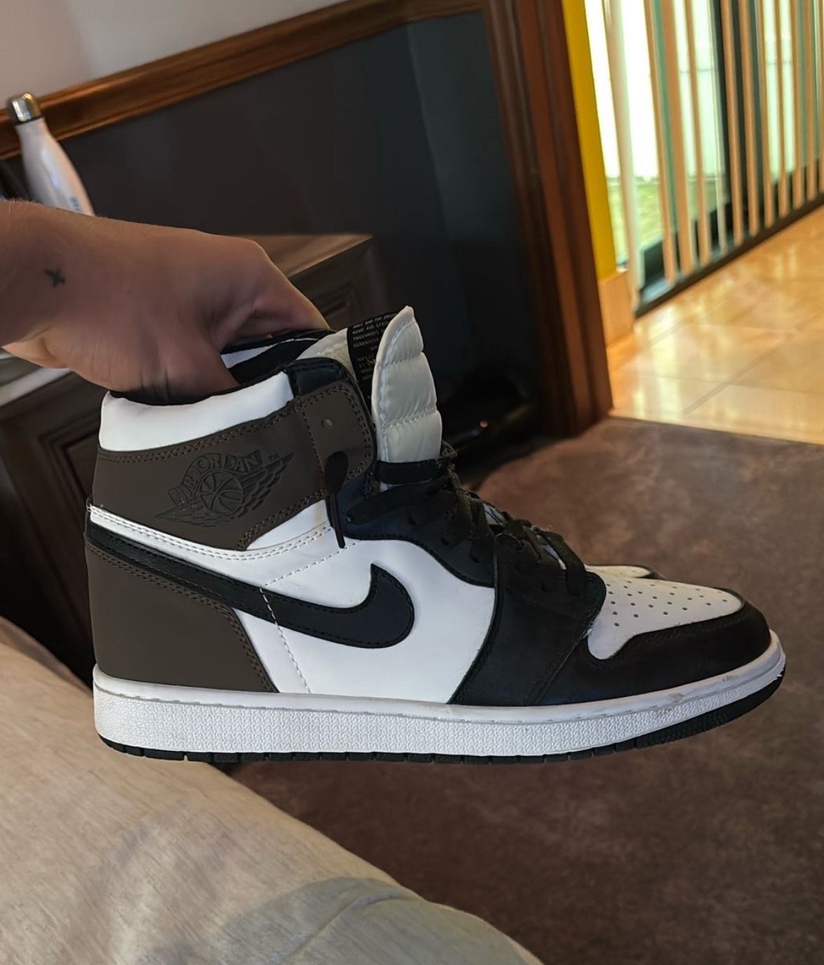 Jordan 1 Mochas Size 11